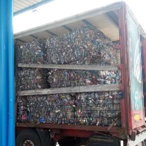 Aproximativ 23 de tone deșeuri din plastic, transportate ilegal din Turcia  oprite la P.T.F. Călărași