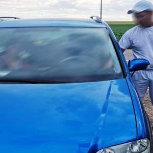 Depistaţi la controlul de frontieră conducând autoturisme neînmatriculate