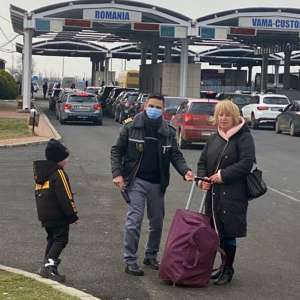 În linia întâi...