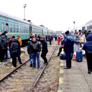 În linia întâi...