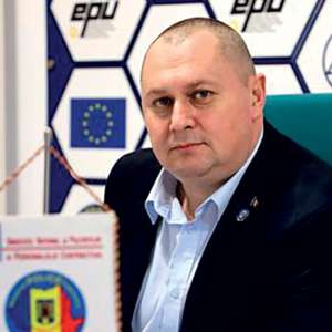 Gânduri la ceas aniversar