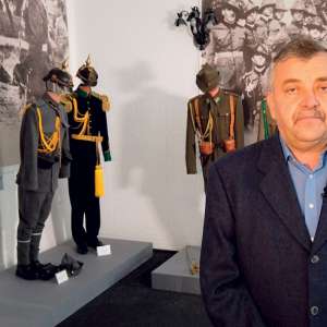 Gânduri la ceas aniversar