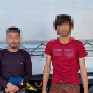 Patru indieni şi doi pakistanezi depistaţi la graniţa de vest