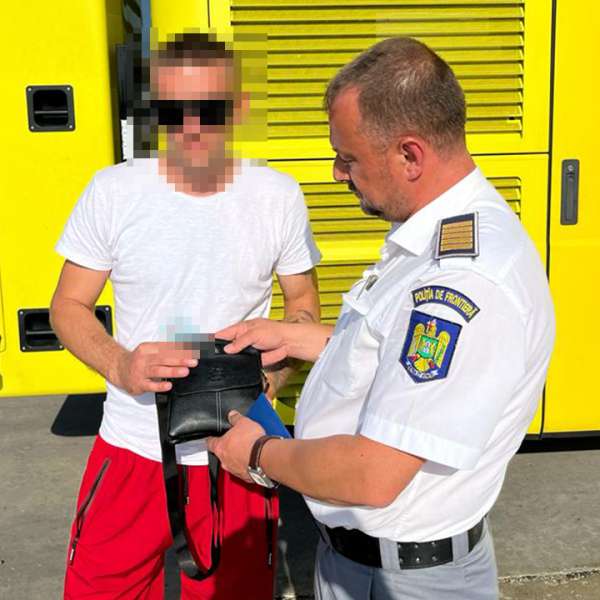 Permis de conducere cumpărat cu 100 de dolari