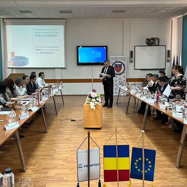 Simpozion Internaţional de prezentări ştiinţifice la Şcoala de Pregătire a Agenţilor de Poliţie de Frontieră Avram Iancu Oradea