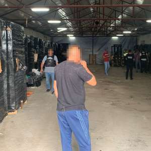 760.000 de pachete cu ţigări, în valoare de peste 11 milioane de lei, depistate de polițiștii de frontieră din cadrul Gărzii de Coastă