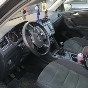 Autoturism căutat de autorităţile din Germania, descoperit de poliţiştii de frontieră din PTF Nădlac