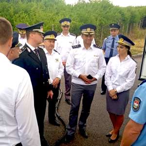 Întâlnire între şefii autorităţilor de frontieră române şi ungare. Operaționalizarea unei noi artere destinată controlului autocamioanelor în PTF Petea