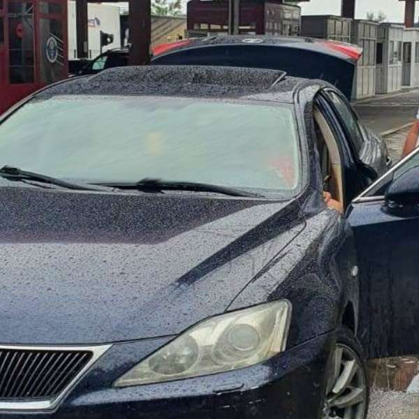 Asigurare falsă descoperită la frontieră