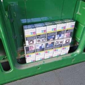 Peste 13.000 de țigarete descoperite ascunse în pereții laterali ai unui microbuz, în P.T.F. Calafat