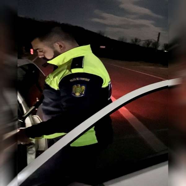 În stare de ebrietate, depistat în trafic, la volan