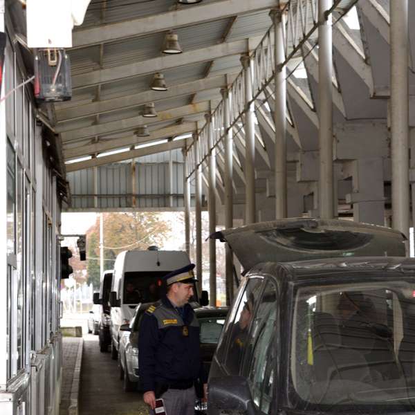 Urmărit internaţional pentru tentativă de viol