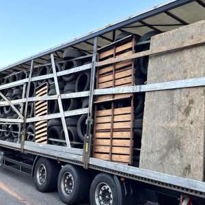 1.290 anvelope uzate oprite la intrarea în ţară