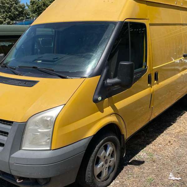 Autoturism căutat de autoritățile din Marea Britanie, descoperit la P.T.F. Calafat