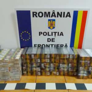 Peste 17.000 de țigarete descoperite ascunse într-un autocamion în PTF Calafat