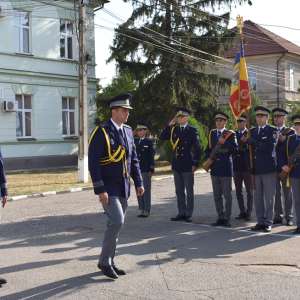 Jurământ militar la școala ”Avram Iancu” Oradea
