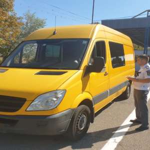 Microbuz radiat din circulaţie, descoperit de polițiștii de frontieră din P.T.F. Albiţa