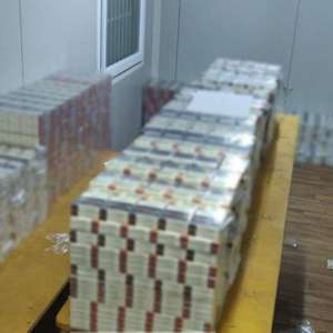 Ţigări de contrabandă de peste 76.000 lei ascunse în trenul Chişinău-Iaşi