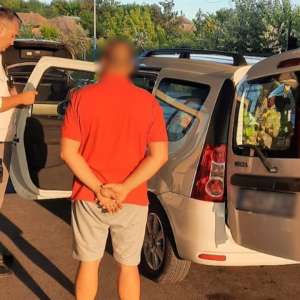 Urmărit pentru infracțiuni contra patrimoniului, reținut în Punctul de Trecere a Frontierei Oancea