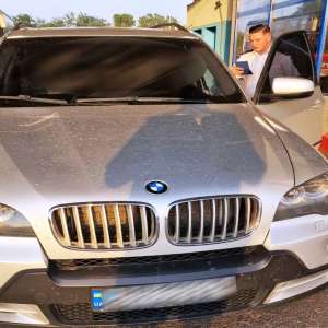 Autoturism semnalat furat din Ucraina, oprit la frontieră