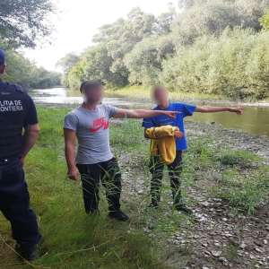 Cetăţeni moldoveni opriţi la frontieră din drumul ilegal spre Franţa