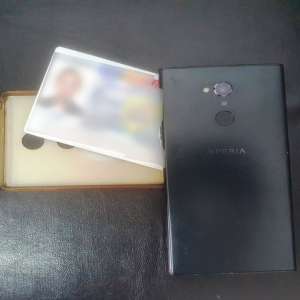 Carte de identitate falsă, ascunsă în husa telefonului