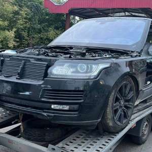 Autoturism căutat de autorităţile italiene, descoperit de polițiștii de frontieră ieșeni