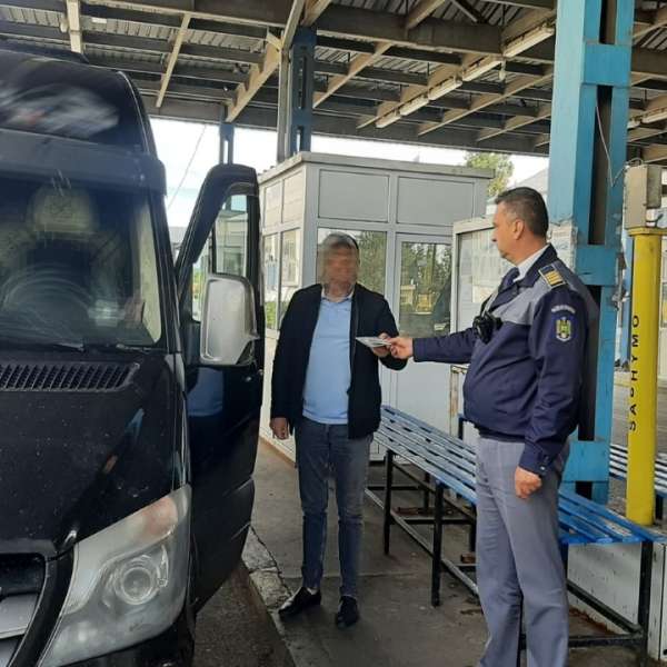 Cumul de infracţiuni în încercarea de a transporta un autoturism  radiat în R. Moldova