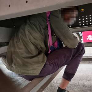 Doi cetățeni afgani, descoperiți de polițiștii de frontieră giurgiuveni în timp ce încercau să treacă ilegal frontiera