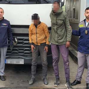 Doi cetățeni afgani, descoperiți de polițiștii de frontieră giurgiuveni în timp ce încercau să treacă ilegal frontiera