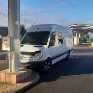 Microbuz semnalat furat din Slovacia, depistat la P.T.F. Galați-rutier