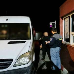 Permis de conducere fals achiziţionat cu 2.000 de lei