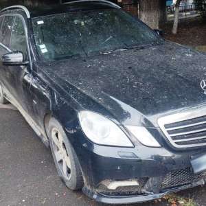 Mercedes furat, cu certificat de înmatriculare fals, descoperit la frontiera cu R. Moldova