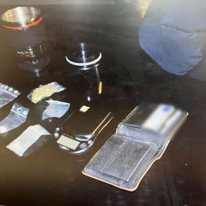 Patru tineri descoperiți cu substanțe interzise în Sighetu Marmației