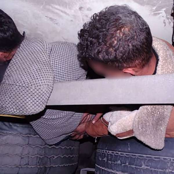Cetățeni palestinieni ascunşi pe șasiul unui autocamion, depistați în PTF Calafat
