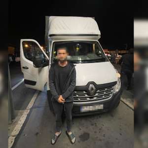 Cetățeni străini depistați de polițiștii de frontieră încercând să iasă ilegal din România