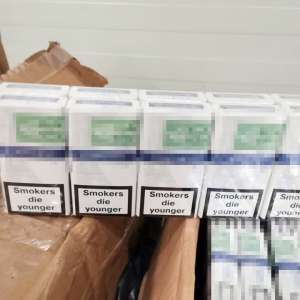 Un bărbat care transporta țigări de contrabandă în valoare de aproximativ 33.000 de euro a fost prins de poliţiştii de frontieră maramureşeni, după o urmărire de câţiva kilometri în trafic