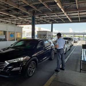 A vrut să iasă din țară cu documentul altei persoane