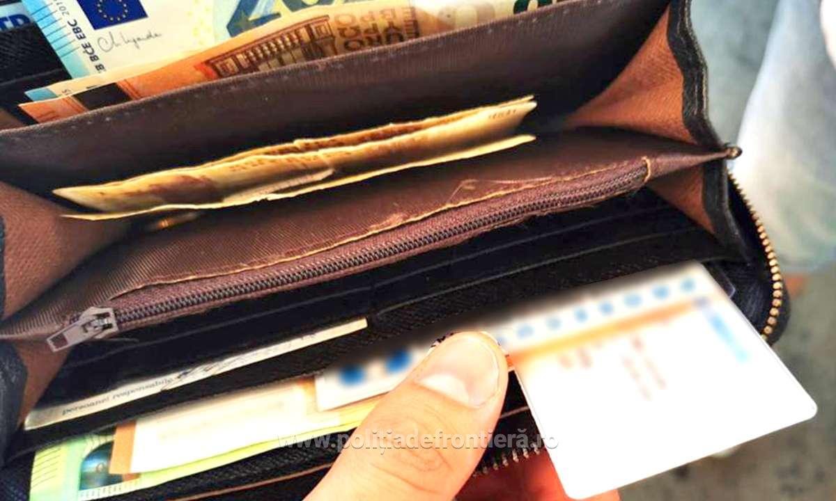 Permis de conducere fals depistat în Cămin