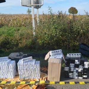 Sucevean depistat în trafic cu o mașină încărcată cu țigări