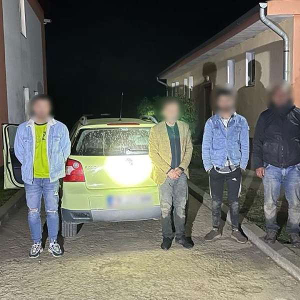 Trei cetățeni străini, opriţi la frontiera cu Serbia