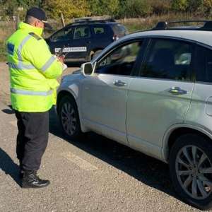 Depistat la volan, dar fără permis de conducere
