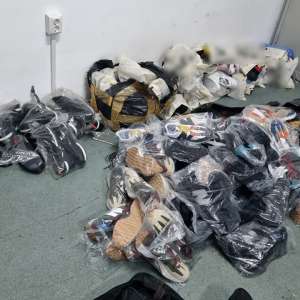 Bunuri contrafăcute, estimate la o valoare de 168.000 lei, descoperite de polițiștii de frontieră giurgiuveni