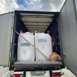 Peste 24 de tone deşeuri din plastic, oprite la Borș II