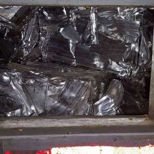 44 de tone deşeuri din aluminiu, oprite la intrarea în ţară, în PTF Petea