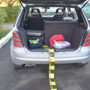 Țigări în valoare de 16.000 lei descoperite în podeauna unui autoturism, oprit în trafic