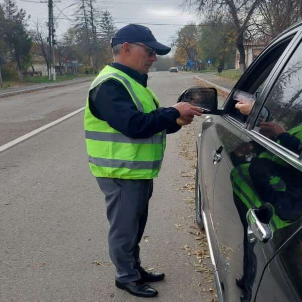 Depistat la volan, băut şi fără permis de conducere