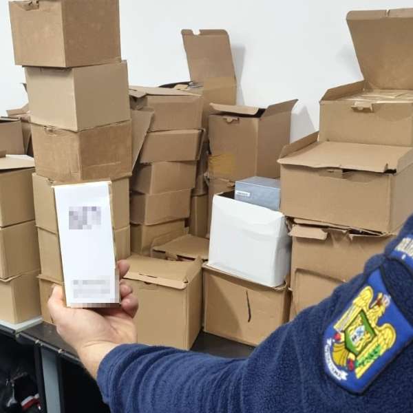 Bunuri contrafăcute, estimate la o valoare de peste 366.000 lei, descoperite la P.T.F Giurgiu
