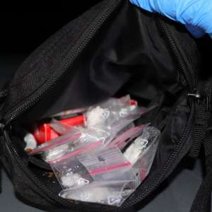 Doi români și un francez, descoperiți cu substanțe interzise, în Sighetu Marmației