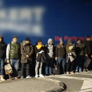 Acțiuni intense în ultimele 24 de ore la granița cu Ungaria. 80 de cetățeni străini depistați ascunși în mijloace de transport